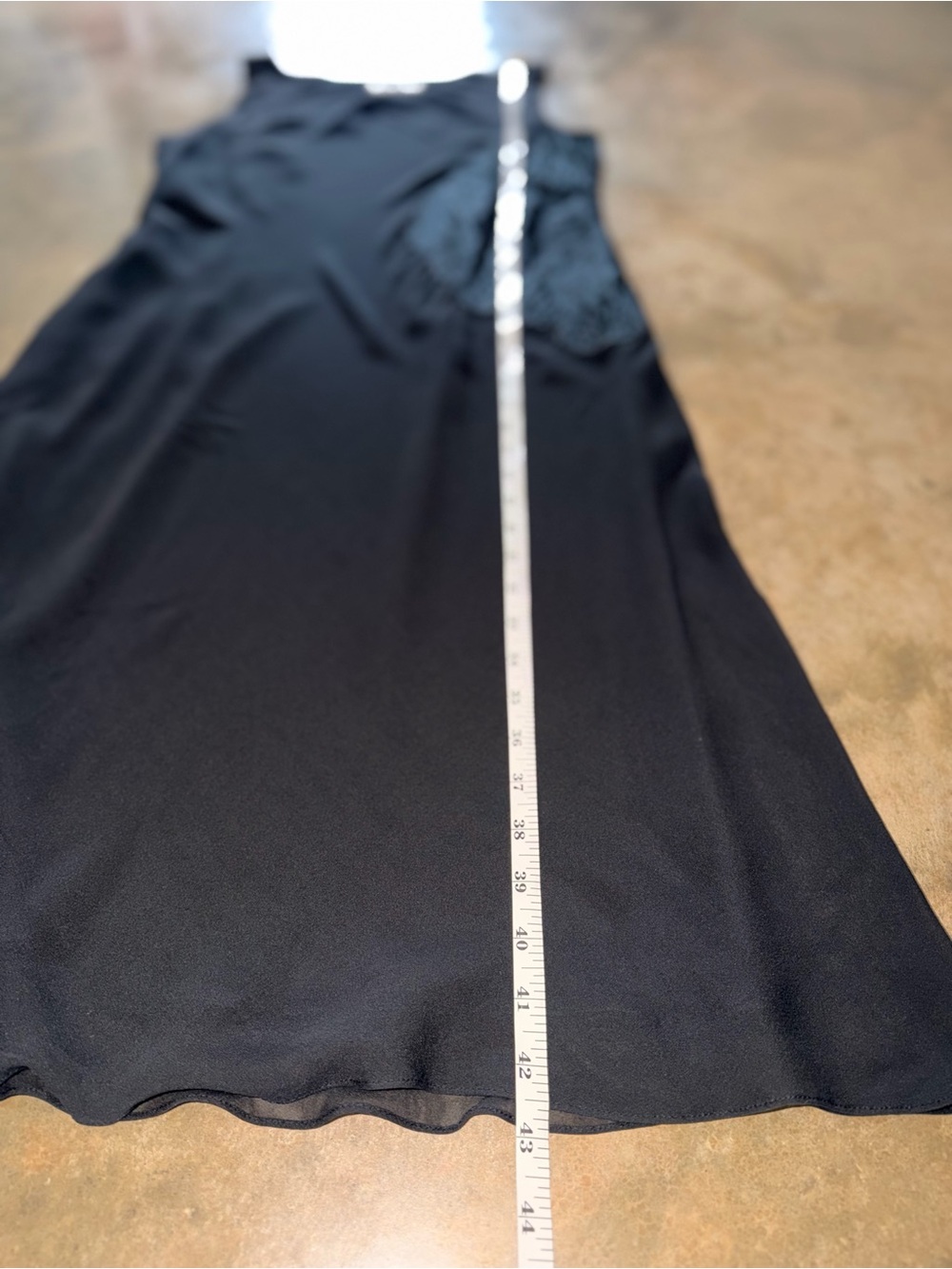 Adrianna Papell 100% Silk Black Midi Dress Floral Appliqué Size 10 - Picture 6 of 6